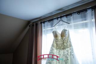 New York Bride & Groom of Raleigh - 37
