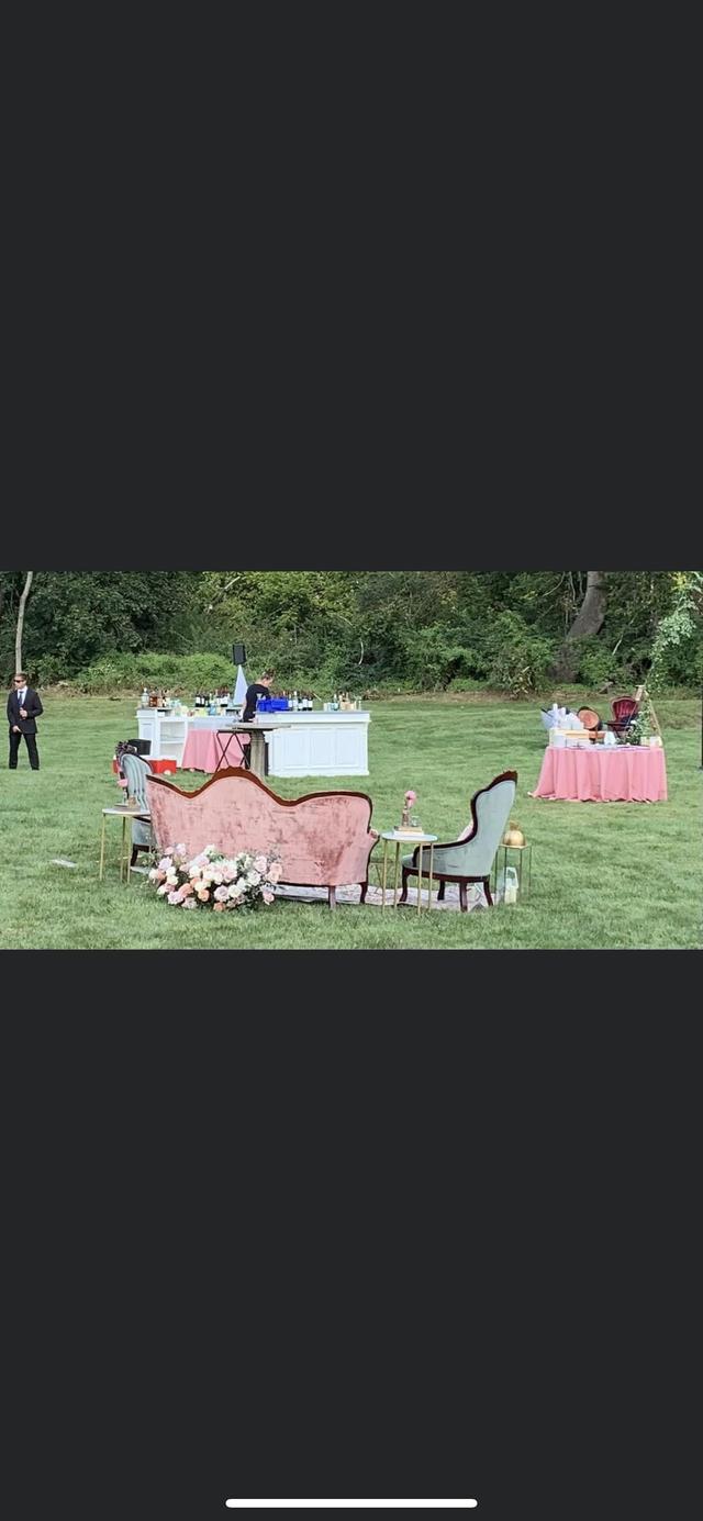 B's Events and Floral Design - 2