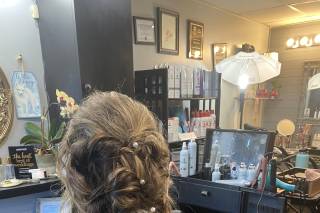Jeanne's Hair & Makeup Studio - 60