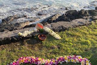 Simple Kona Beach Weddings - 53