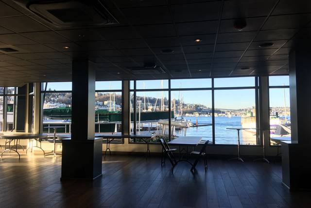 Dockside at Dukes 5