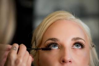 Timless Salon & Bridal Studio - 17