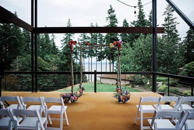 Comforts of Whidbey Winery - 1