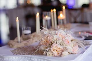 Alison to the Altar - 21