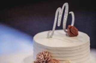 Sorellas Custom Cakes - 25