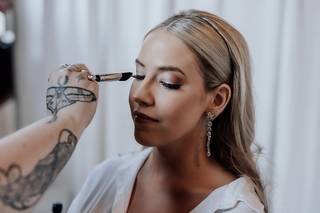 Shear Hotness, Makeup and Hair - 7