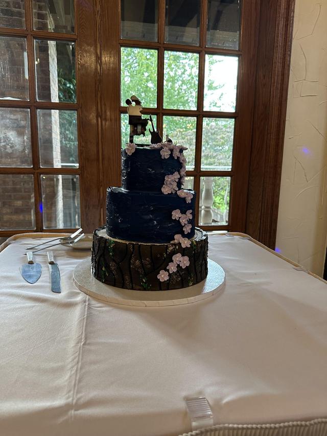 Sorellas Custom Cakes - 2