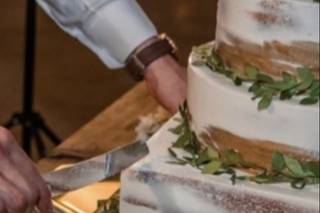 The Exclusive Cake Shop - 10