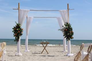 A Seaside Wedding & Events - 9