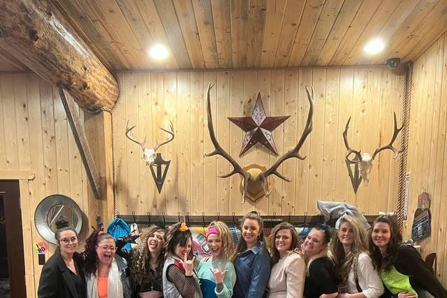 The Elk Barn Inn 5