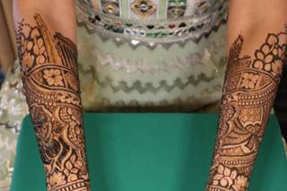 Bhavna's Henna & Arts - 46