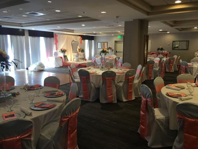 Holiday Inn Express Aberdeen-Chesapeake House - 2