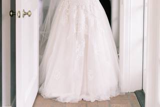 Uptown Bridal & Boutique - 21