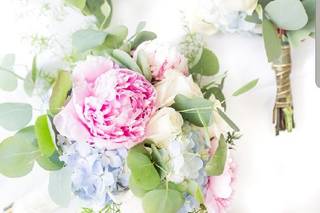 Eve's Florist - 33