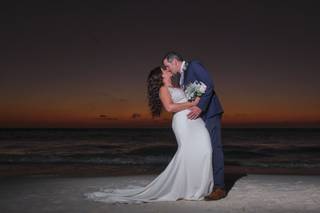 Colosal Weddings - 26