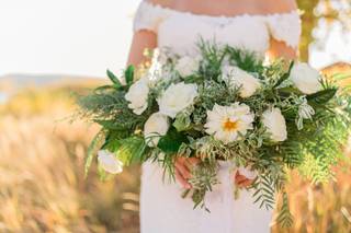 Wild Hare Floral Co - 42