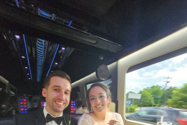 Ace Limousine & Airport Service 5