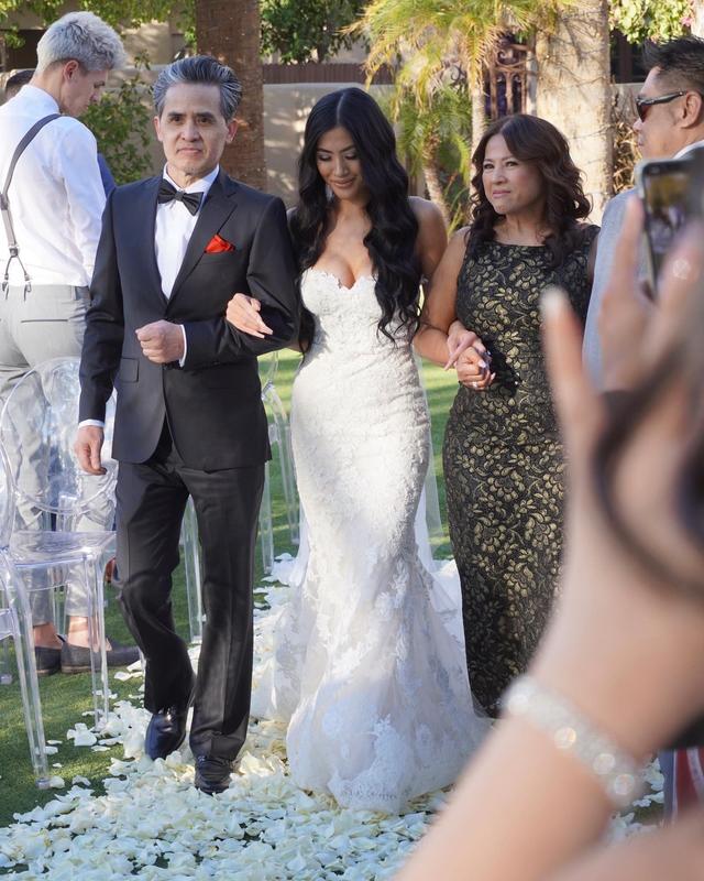 Uptown Bridal & Boutique - 2