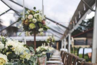 Southern Vintage Table - 88