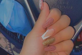 Polished Hair and Beauty Bar Llc - 15