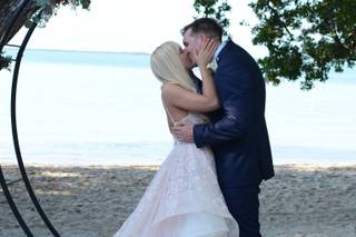 McLaughlin Photo & Video - 61