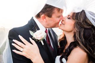 Truffle Pig Winery by Wedgewood Weddings - 92