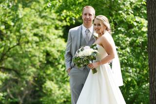 Raffiné Bridal & Formal Wear - 27