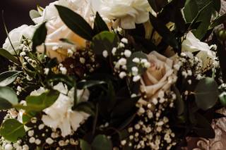 TeeLee Floral and Events - 39