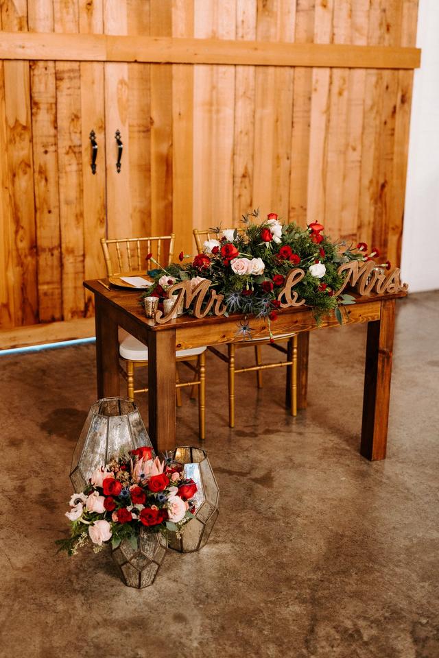 Claudia's Pearl Florist - 2