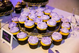 Twisted Sisters Cupcakes - 18