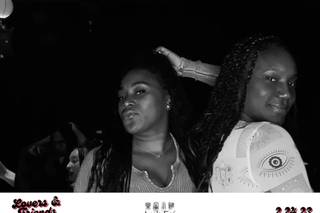 Selfie Shots Photo Booth - 12