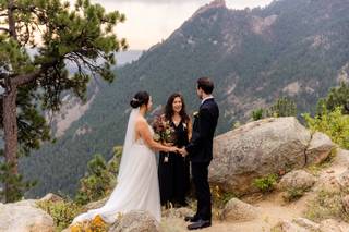 Ceremonies with Lisa - 18