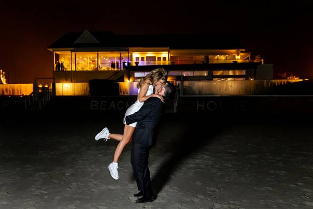 Newport Beach House: A Longwood Venue 1