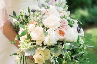 Michael Designs Florist - 8