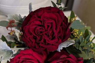 Dream Designs Florist and Wedding Boutique - 76