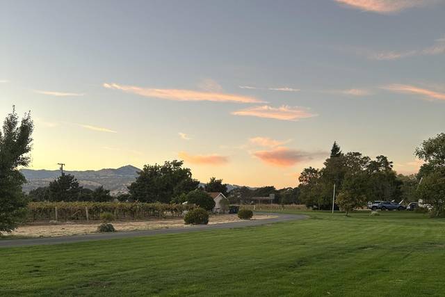 Suisun Valley Inn at Monroe Ranch 2