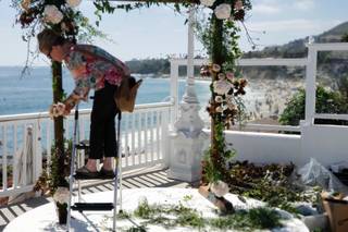 Bailey's Garden Party Rentals - 13