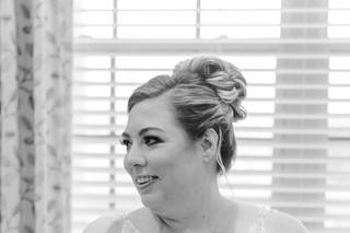 Willow and Lace Hairstyling - 75