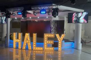 The Hollywood Hall - 5