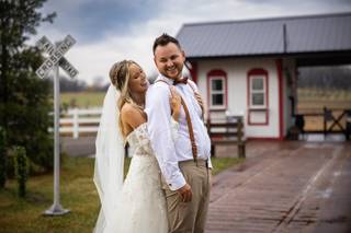 Kuipers Orchard Weddings by Fishermen's Inn - 7