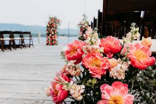 Renas Fine Flowers - 10