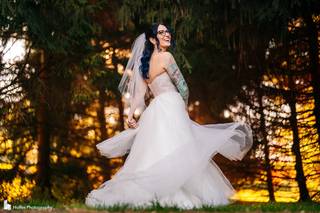 Dressed In Love Bridal Suite - 18
