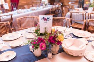 Southern Vintage Table - 92