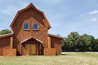 Blessing Barn Wedding & Event Venue - 20