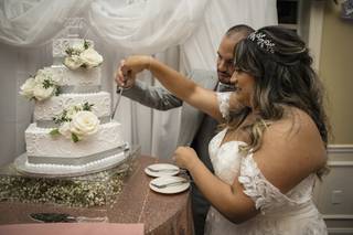 Francesco's Italian Bakery - 4