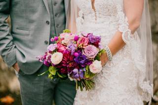 Oak and Fig Floral - 43