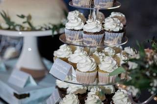 Frosting Fanatic - 51