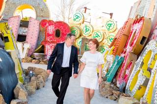 Glitter Lens Photography & Photo Booths - 28