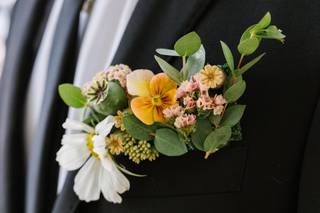 Violet Floral Designs of Baltimore, LLC - 13