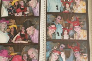Snapsterbooth Photo Booth - 11